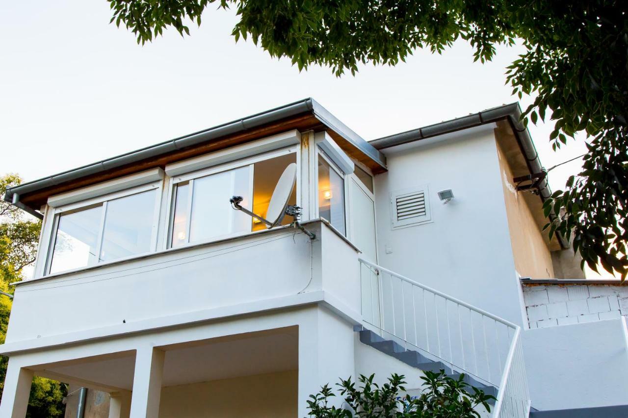 Appartamento Casa Ana Zara Esterno foto